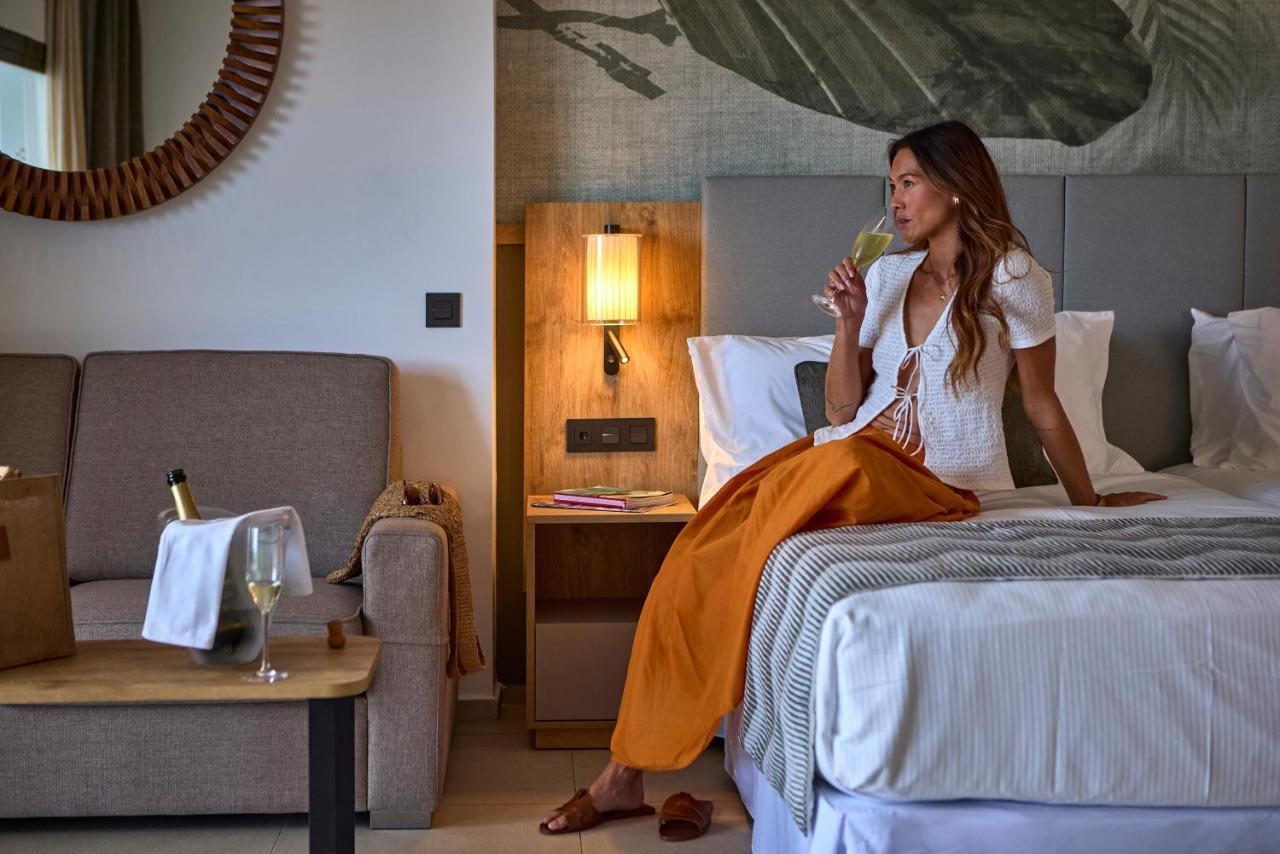 Hotel Riu Palace Mauritius (Adults Only) Ле Морн Екстериор снимка